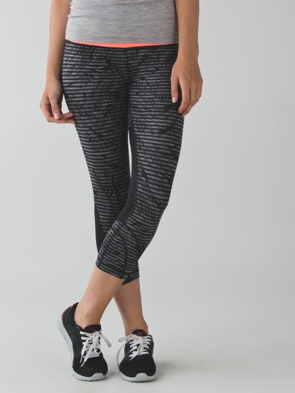 Lululemon Pace Rival Crop *Full-On Luxtreme Stripe Play Slate Black I Size 2